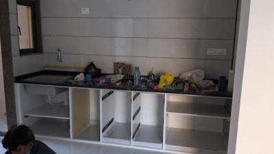Kitchen Image of 1014 Sq.ft 3 BHK Apartment / Flat for rent in Shivanta Rigel, Tragad Ahmedabad for Rs. 25000