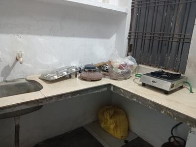 Kitchen Image of 500 Sq.ft 2 BHK Builder Floor for rent in Jankipuram Lucknow for Rs. 2000