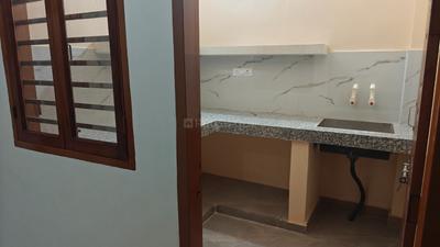 Kitchen Image of 350 Sq.ft 1 RK Independent House for rent in Sarojini Nagar Lucknow for Rs. 6500
