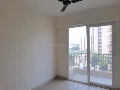 Bedroom Image of 1000 Sq.ft 2 BHK Apartment / Flat for sale in Signature Orchard Avenue 2, Sector 93 Gurgaon for Rs. 6600000