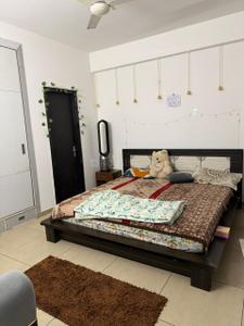 Bedroom Image of 1100 Sq.ft 2 BHK Builder Floor for sale in Royal Residency, Sector 130 Noida for Rs. 6600000