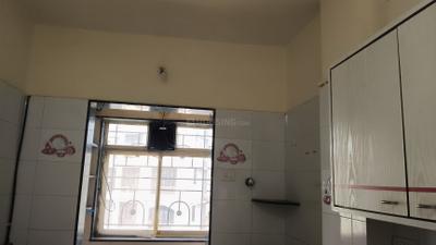 Kitchen Image of 590 Sq.ft 1 BHK Apartment / Flat for rent in Dahisar West Mumbai for Rs. 29000