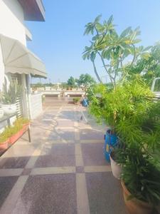 Image of 2200 Sq.ft 3 BHK Builder Floor for sale in Navjeevan Vihar, New Delhi for Rs. 67500000