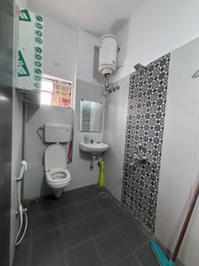 Bathroom Image of 3331 Sq.ft 4 BHK Independent House for rent in Shalimar Township, Scheme No 114 Indore for Rs. 70000