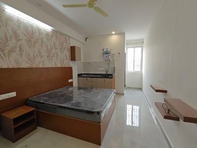 Bedroom Image of 350 Sq.ft 1 RK Apartment / Flat for rent in Koramangala Bengaluru for Rs. 25000