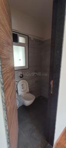 Bathroom Image of 620 Sq.ft 2 BHK Apartment / Flat for sale in Vikhroli East Mumbai for Rs. 13000000