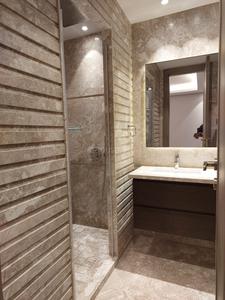 Bathroom Image of 8500 Sq.ft 5 BHK Duplex for sale in West End New Delhi for Rs. 450000000