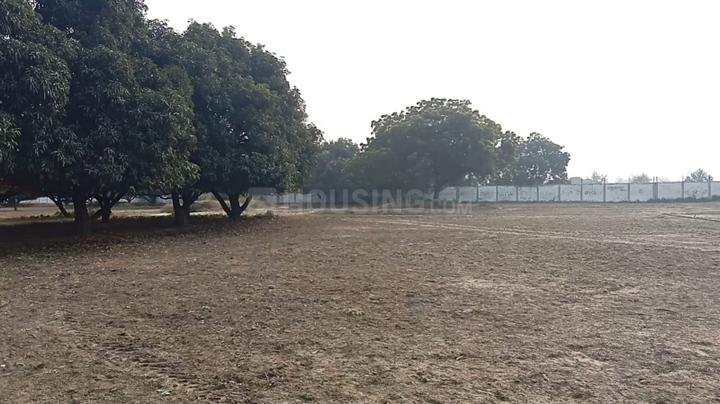 Railway Colony, Charbagh Main Image 1