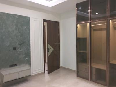 Bedroom Image of 2700 Sq.ft 4 BHK Builder Floor for sale in Paschim Vihar New Delhi for Rs. 55000000