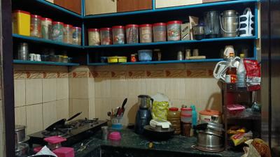 Kitchen Image of 565 Sq.ft 2 BHK Builder Floor for rent in Kaveri City Centre, Delta I Greater Noida for Rs. 16000