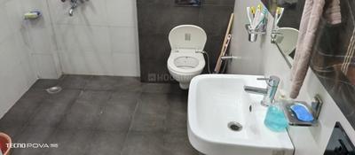 Bathroom Image of 2250 Sq.ft 4 BHK Builder Floor for sale in Vasundhara Ghaziabad for Rs. 22500000