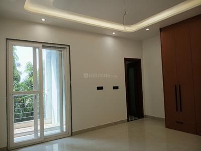 Bedroom Image of 2700 Sq.ft 3 BHK Builder Floor for sale in Vasant Kunj New Delhi for Rs. 33000000