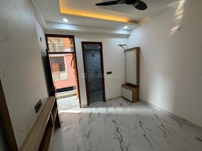 Hall Image of 1550 Sq.ft 3 BHK Apartment / Flat for sale in Sector 104 Noida for Rs. 7500000