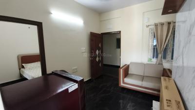 Living Room Image of 900 Sq.ft 2 BHK Builder Floor for rent in Mahadevapura Bengaluru for Rs. 37000