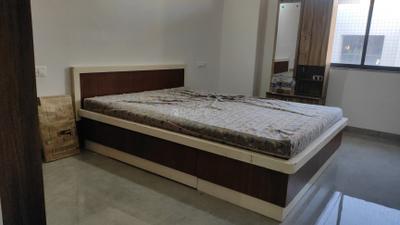Bedroom Image of 1700 Sq.ft 3 BHK Apartment / Flat for rent in Vishwanath Maher Select, Shela Ahmedabad for Rs. 26000