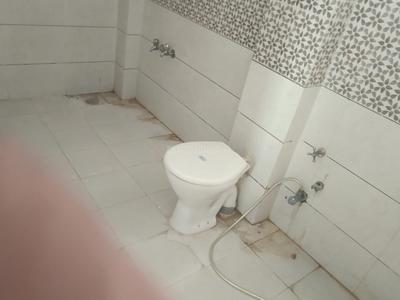 Bathroom Image of 2250 Sq.ft 4.5 BHK Penthouse for sale in Bhayli Vadodara for Rs. 5500000