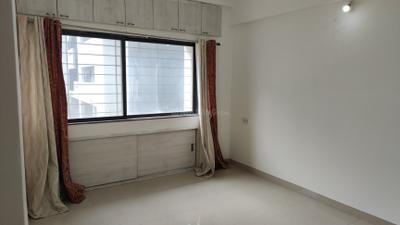 Bedroom Image of 927 Sq.ft 2 BHK Apartment / Flat for sale in Kumar Pebble Park, Hadapsar Pune for Rs. 5500000
