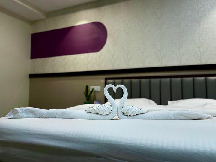 Bedroom Image of Colive Breda in Kharadi, Pune