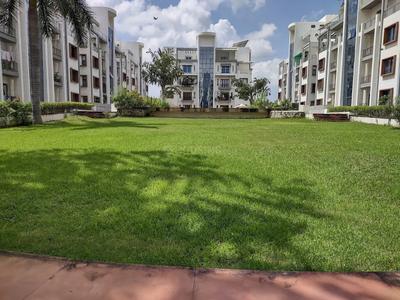 Image of 2000 Sq.ft 3 BHK Apartment / Flat for sale in Skyline Residency, Atladara, Vadodara for Rs. 6500000