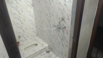 Bathroom Image of 200 Sq.ft 1 RK Apartment / Flat for rent in Rajendra Nagar Indore for Rs. 9000