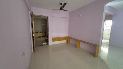 Living Room Image of 2000 Sq.ft 3 BHK Apartment / Flat for rent in Shiv Ananta, Chandkheda Ahmedabad for Rs. 25000