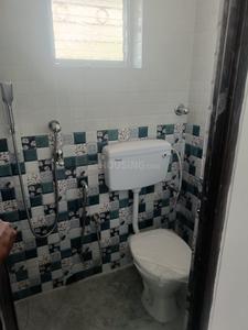 Bathroom Image of 850 Sq.ft 2 BHK Apartment / Flat for sale in Tollygunge Kolkata for Rs. 2700000