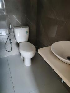 Common Bathroom Image of 600 Sq.ft 1 BHK Apartment / Flat for sale in Srishti Pride, Bhandup West Mumbai for Rs. 11000000