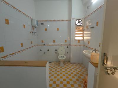 Bathroom Image of 3825 Sq.ft 4 BHK Villa for sale in Prahlad Nagar Ahmedabad for Rs. 45000000