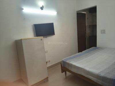 Bedroom Image of 250 Sq.ft 1 RK Builder Floor for rent in Swaraj Homes RWA Hauz Khas Block C 1, Safdarjung Development Area New Delhi for Rs. 24000
