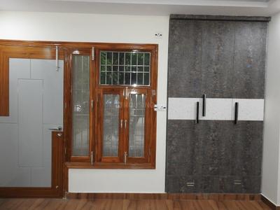Bedroom Image of 1900 Sq.ft 4 BHK Builder Floor for sale in Sector 8 Dwarka New Delhi for Rs. 27500000
