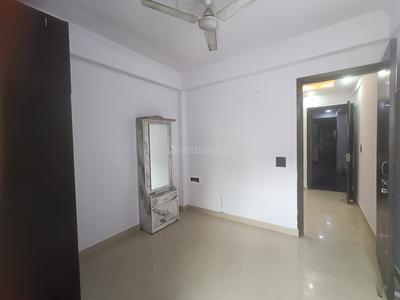 Bedroom Image of 1000 Sq.ft 2 BHK Builder Floor for rent in Khirki Extension New Delhi for Rs. 25500