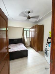 Hall Image of 1000 Sq.ft 2 BHK Apartment / Flat for rent in Bathal apartment, Patparganj New Delhi for Rs. 30000
