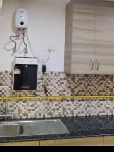 Kitchen Image of 1450 Sq.ft 2 BHK Apartment / Flat for rent in M I Regal Court, Sultanpur Road Lucknow for Rs. 45000