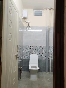 Common Bathroom Image of 650 Sq.ft 1 BHK Apartment / Flat for rent in Kondapur Hyderabad for Rs. 22000