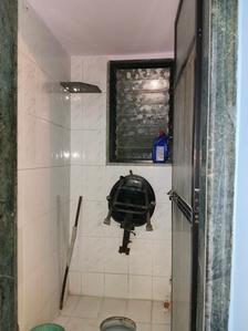Common Bathroom Image of 950 Sq.ft 2 BHK Apartment / Flat for rent in Shree Omkar CHS, Dombivli East Thane for Rs. 18000