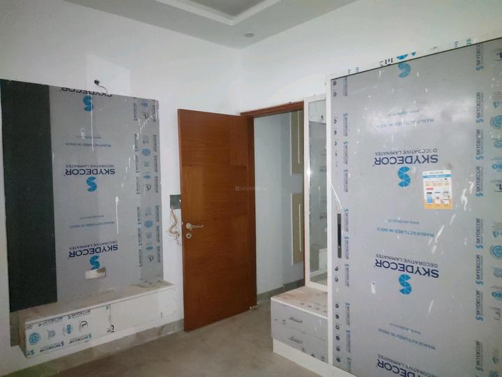 Skyline Avenue 2 Main Image 1