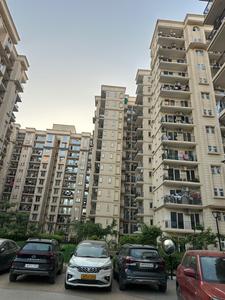Building Image of 683 Sq.ft 2 BHK Apartment / Flat for sale in Signature Global The Serenas, Sector 36 Sohna for Rs. 6300000