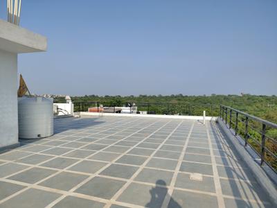 Terrace Image of 4500 Sq.ft 8 BHK Apartment / Flat for rent in Hill View Apartments, Vasant Vihar New Delhi for Rs. 325000
