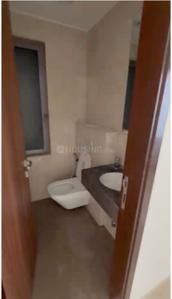 Bathroom Image of 1100 Sq.ft 2 BHK Apartment / Flat for rent in Lodha Primero, Worli Mumbai for Rs. 180000