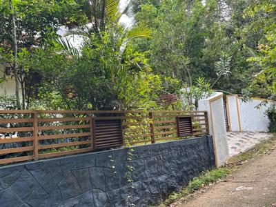 Image of 2200 Sq.ft 3 BHK Independent House for sale in Konnithazham, Pathanamthitta for Rs. 7500000