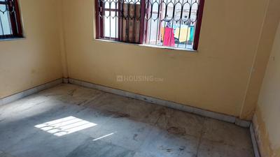 BHK Flat for rent in Ashok Nagar, South Kolkata 700 Sqft