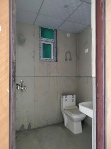 Common Bathroom Image of 1010 Sq.ft 2 BHK Apartment / Flat for sale in Signix Harmony Heights, Noida Extension Greater Noida for Rs. 4401000