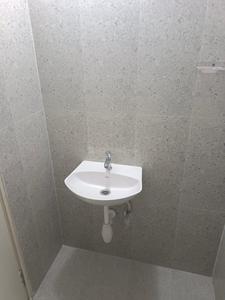 Bathroom Image of 900 Sq.ft 2 BHK Apartment / Flat for rent in Thirumazhisai Chennai for Rs. 23000