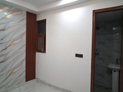 Bedroom Image of 1050 Sq.ft 2 BHK Apartment / Flat for sale in Sector 73 Noida for Rs. 3800000