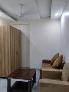 Living Room Image of 780 Sq.ft 1 BHK Builder Floor for rent in Sector 27 Gurgaon for Rs. 31000