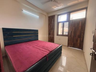 Bedroom Image of 680 Sq.ft 2 BHK Independent House for rent in Hilltop Apartments, Maidan Garhi New Delhi for Rs. 24567