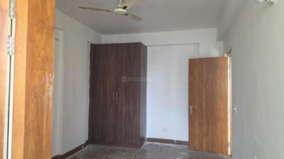 Bedroom Image of 800 Sq.ft 2 BHK Apartment / Flat for rent in UCHDPL Wave Executive Floors G, Wave City Ghaziabad for Rs. 19000