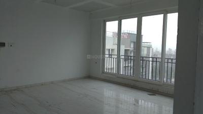Living Room Image of 806 Sq.ft 2 BHK Apartment / Flat for sale in Sion Mumbai for Rs. 37000000