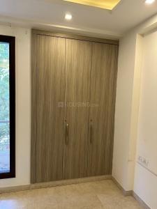 Bedroom Image of 2400 Sq.ft 3 BHK Builder Floor for sale in Panchsheel Enclave New Delhi for Rs. 80000000