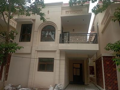 4 BHK Villa
